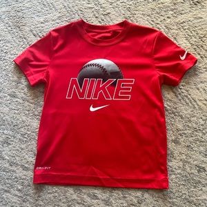 Boys Nike Dri-Fit baseball tee - size 6